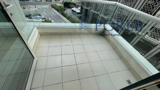 Prime Location 4BR | Low floor | Semi furnished